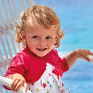 rebeca de bebe nina corta rojo