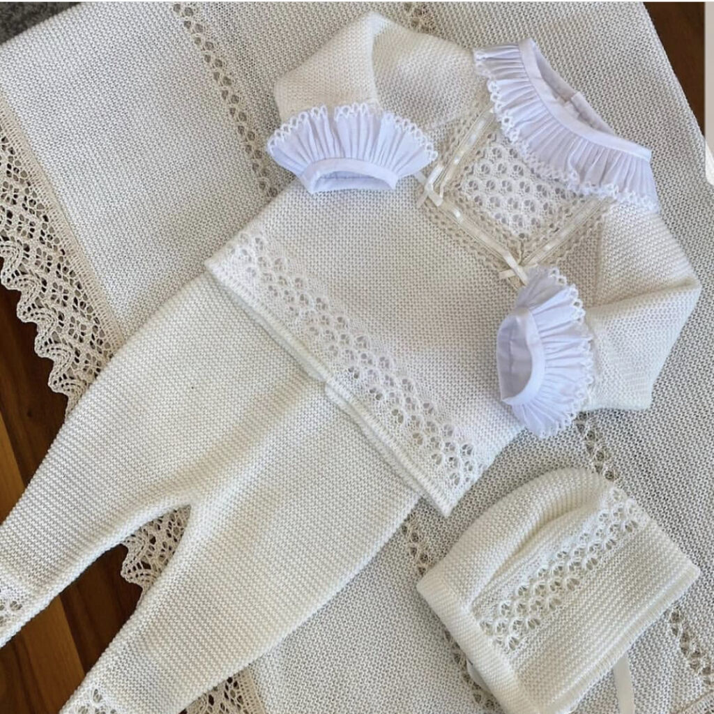 Nuevo Conjunto Encaje cuello crudo punto 3 piezas