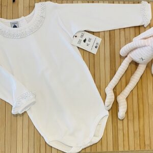 body cuello bastista gris