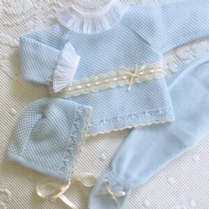 Conjunto Celeste crudo encaje especial 3 piezas
