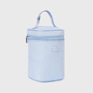 Compacta nevera de bebé con interior de forro térmico, que permite la conservación de los alimentos a la temperatura deseada