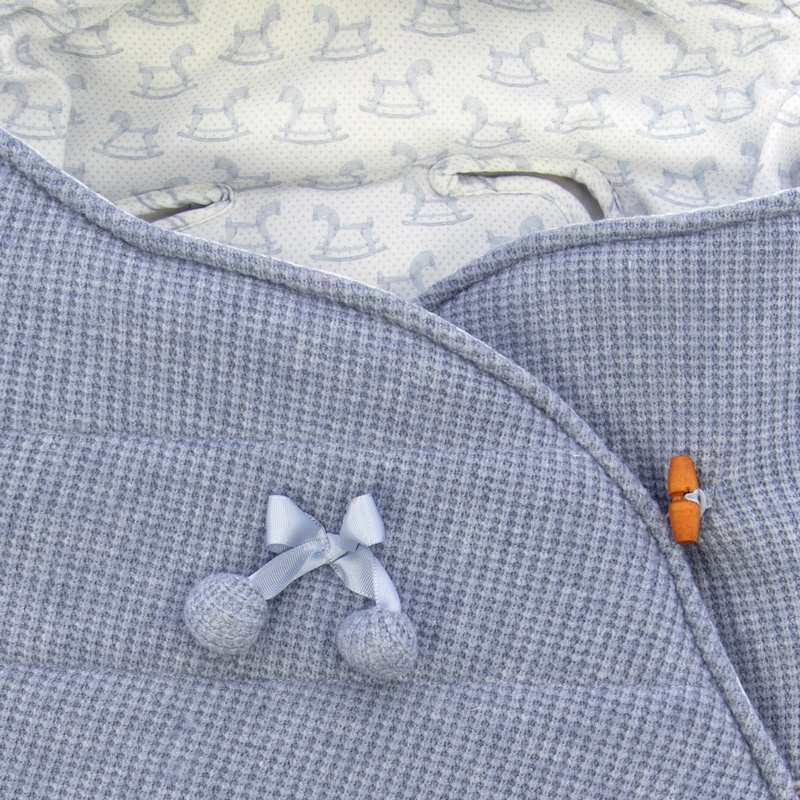 Saco Nido Cruzado Balancin Celeste empolvado - Imagen 2