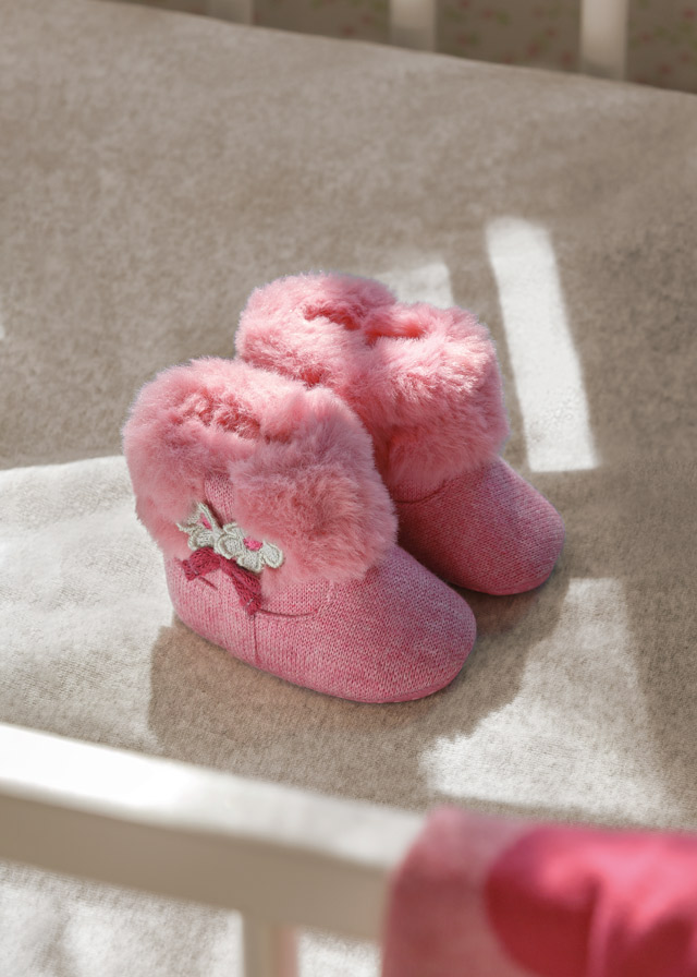 Bota de pelo para recién nacido Berry